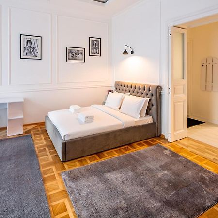 Alfa Apartments Grushevskoho 7 Lviv Exteriör bild