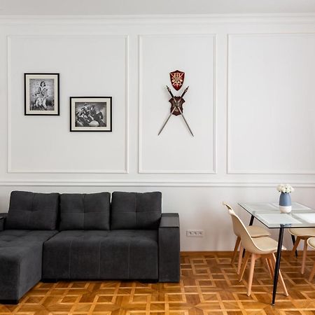 Alfa Apartments Grushevskoho 7 Lviv Exteriör bild