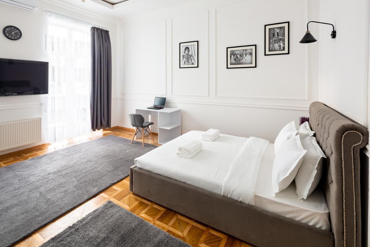 Alfa Apartments Grushevskoho 7 Lviv Exteriör bild